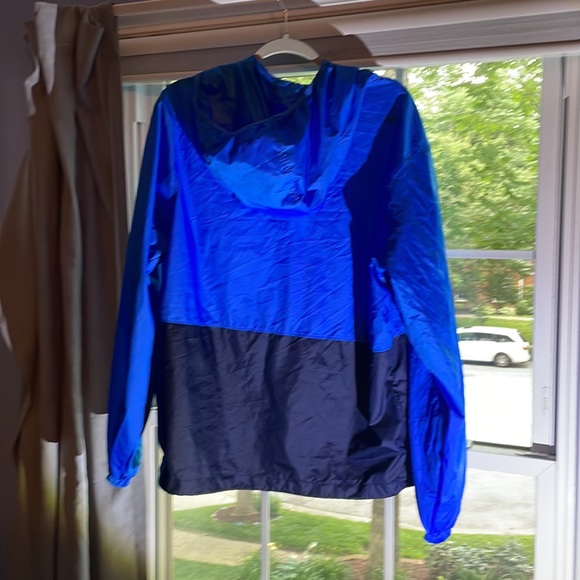 Columbia Men’s Full Zip Windbreaker with Hood in Blue/Navy - Picture 4 of 4